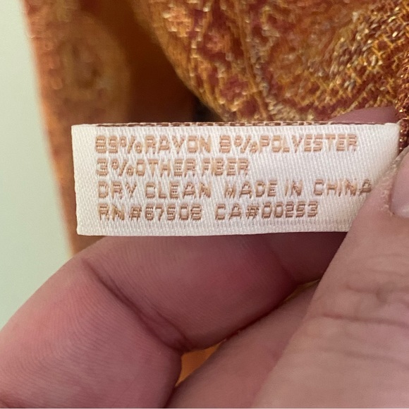 ❄️Collection Eighteen Women’s Scarf❄️ - Picture 3 of 13